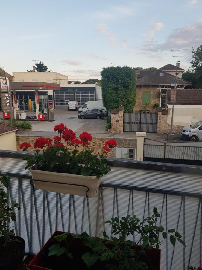 Appartement Avec Balcon Entre Paris Et Disney Torcy  Exterior foto